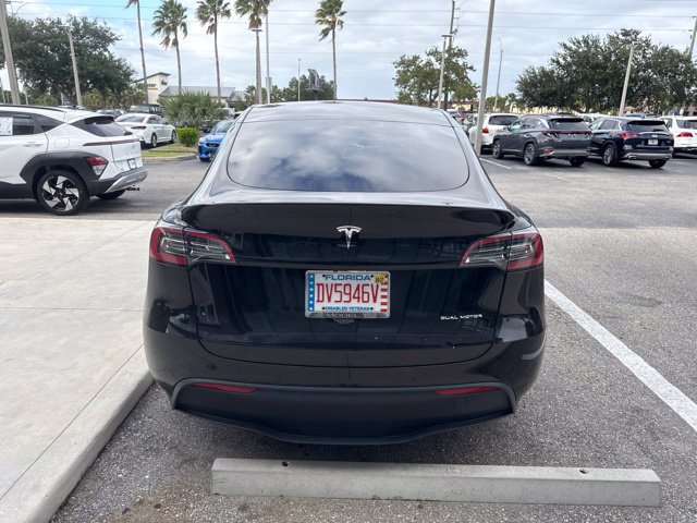 Used 2022 Tesla Model Y Long Range AWD/4WD image 6