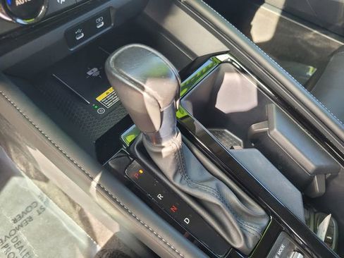 Used 2023 Honda Accord Touring image 19