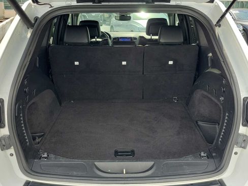 Used 2020 Jeep Grand Cherokee Altitude RWD image 31