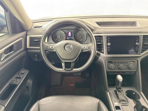 Used 2019 Volkswagen Atlas SE w/ Towing Package image 31