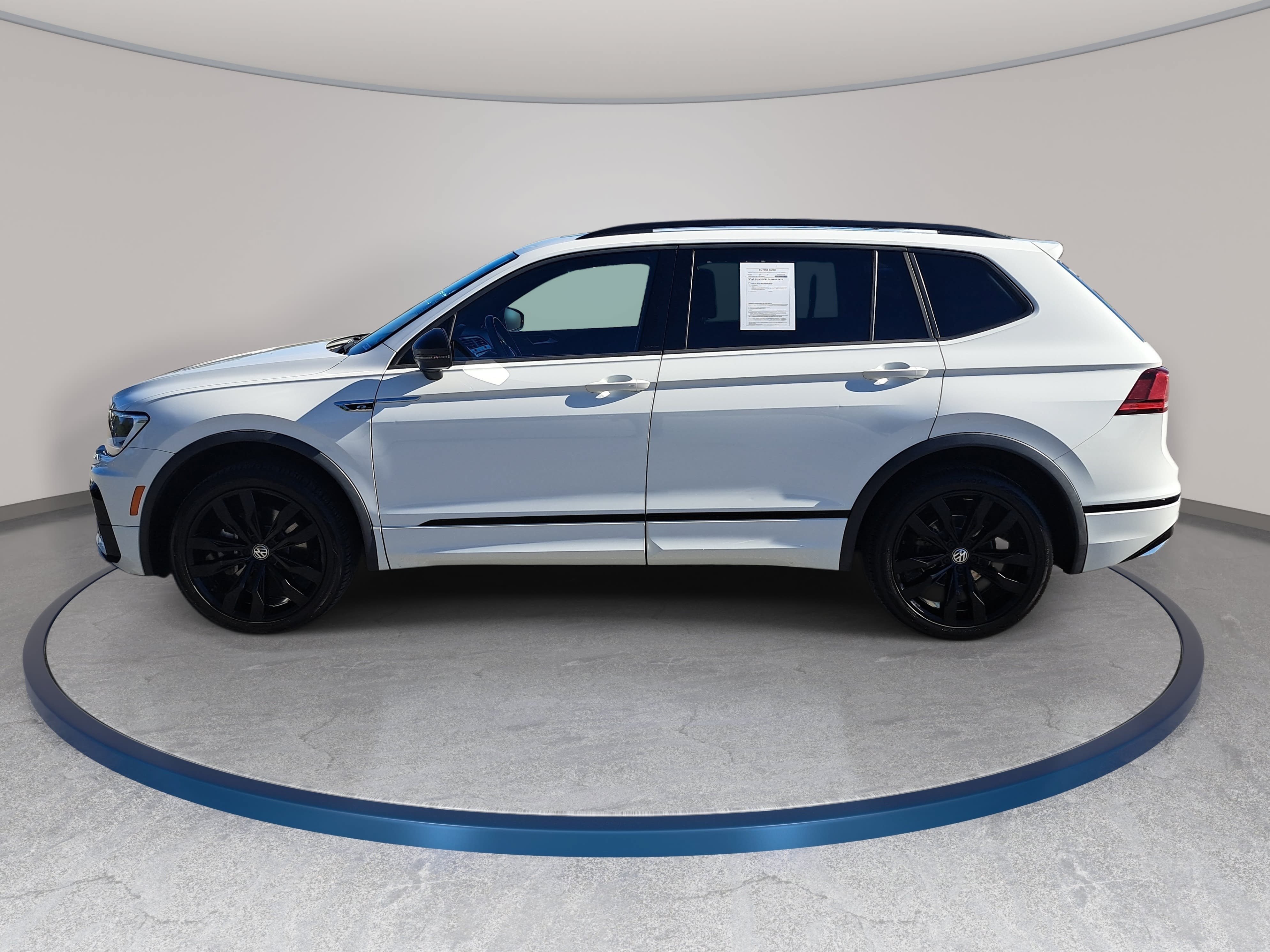 Certified 2021 Volkswagen Tiguan SE R-Line AWD/4WD image 8
