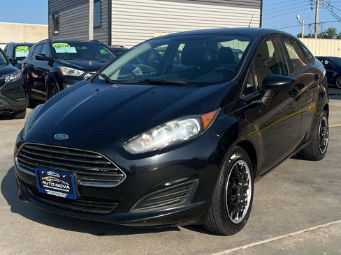 Used 2019 Ford Fiesta S FWD image 3
