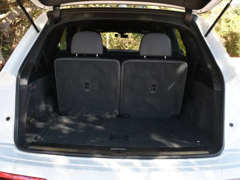 Used 2021 Audi Q7 3.0T Premium Plus w/ Premium Plus Package image 19