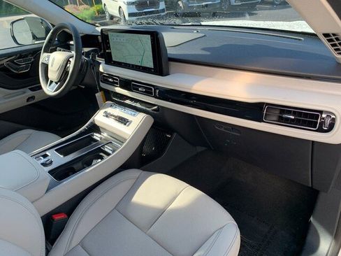 New 2026 Lincoln Aviator Reserve w/ Jet Appearance Package AWD/4WD image 19