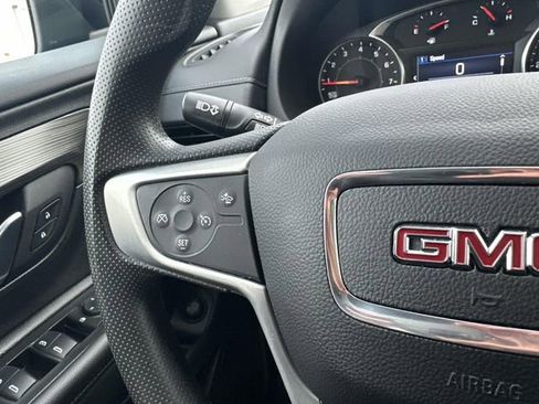 Used 2024 GMC Terrain SLE w/ Driver Convenience Package AWD/4WD image 38