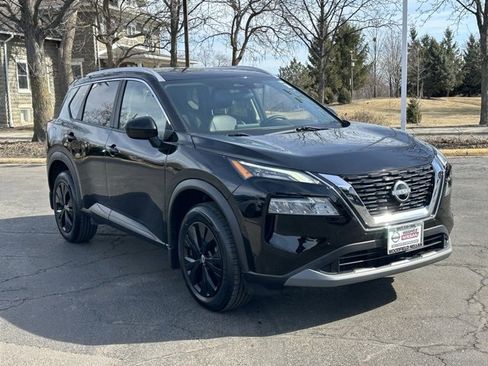 Certified 2023 Nissan Rogue SV w/ SV Premium B Package image 3