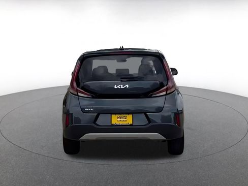 Used 2025 Kia Soul LX w/ LX Technology Package FWD image 12