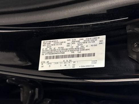 Certified 2022 Ford F250 XLT w/ XLT Premium Package AWD/4WD image 27