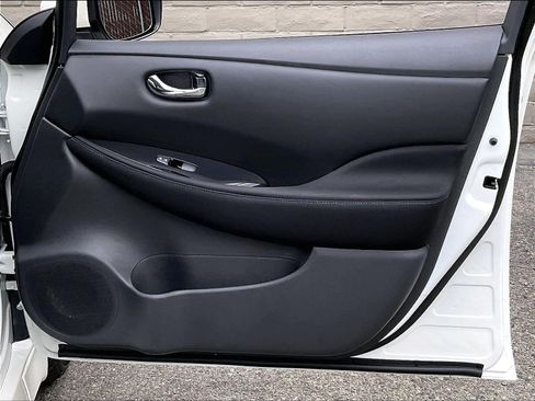Used 2023 Nissan Leaf SV Plus FWD image 23