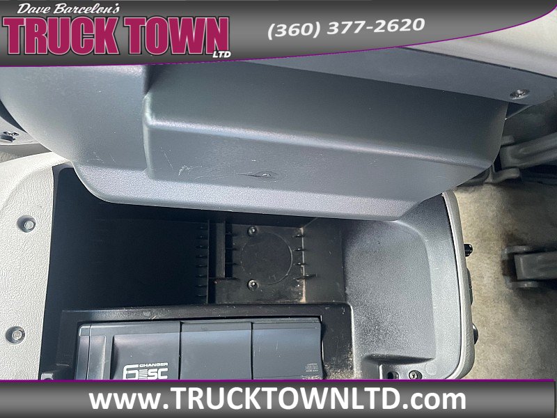 Used 1999 GMC Yukon Denali AWD/4WD image 24