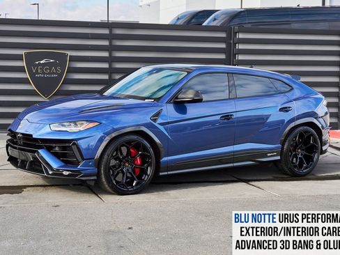 Used 2024 Lamborghini Urus Performante AWD/4WD image 1