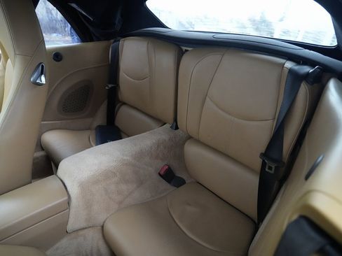 Used 2006 Porsche 911 Carrera 4 image 19