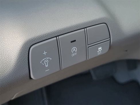 New 2025 Hyundai Elantra SE image 21