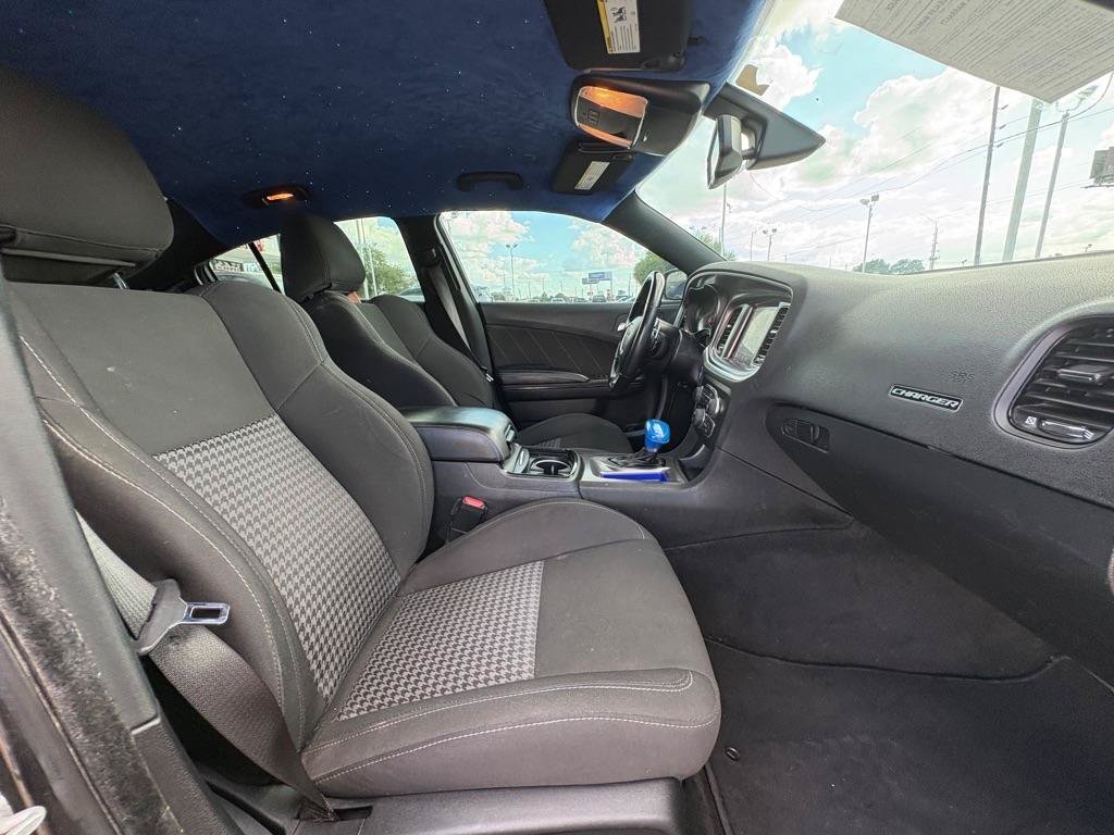 Used 2021 Dodge Charger R/T w/ Blacktop Package RWD image 14