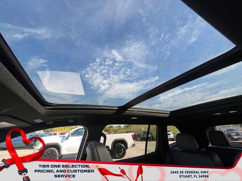 New 2026 GMC Acadia AT4 w/ Luxury Package image 35