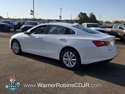 Used 2025 Chevrolet Malibu LT image 9