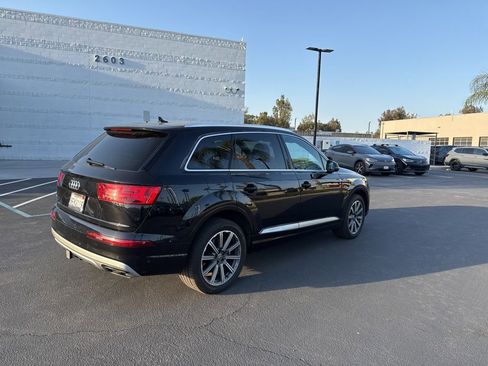 Used 2019 Audi Q7 3.0T Premium Plus w/ Premium Plus Package image 3