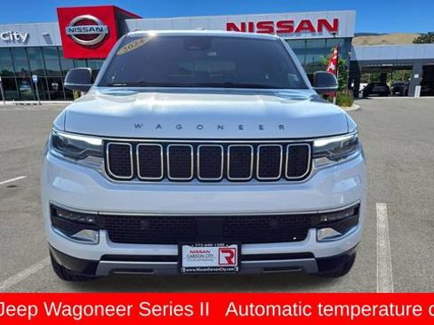 Used 2024 Jeep Wagoneer Series II w/ Flexible Seating Group AWD/4WD image 8