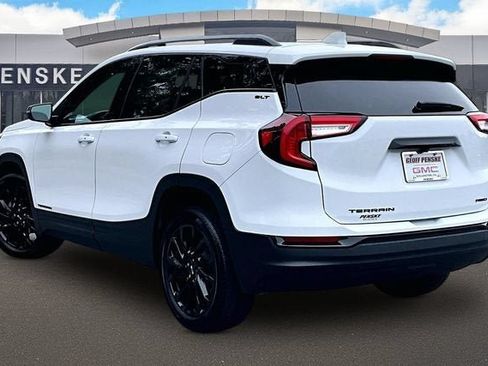 Certified 2023 GMC Terrain SLT w/ Elevation Edition AWD/4WD image 13