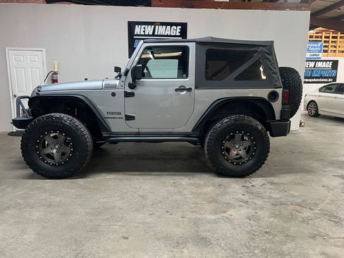 Used 2014 Jeep Wrangler Sport w/ Quick Order Package 23S AWD/4WD image 6