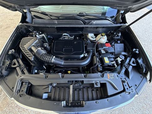 Certified 2023 GMC Acadia SLE image 27