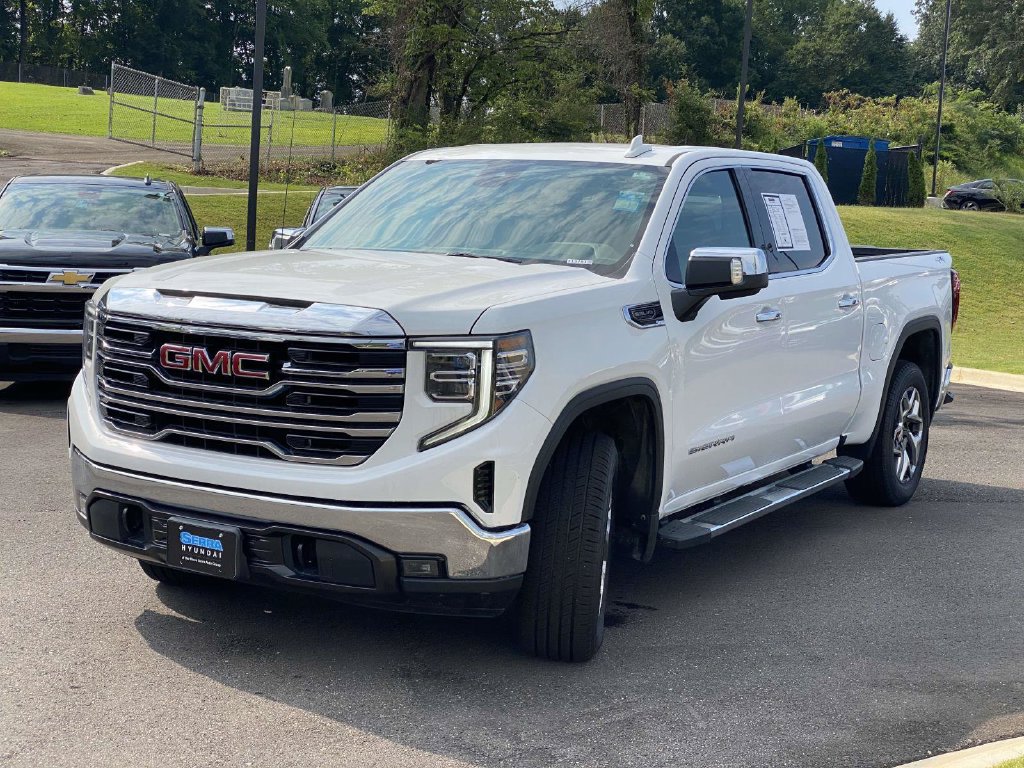 Used 2024 GMC Sierra 1500 SLT w/ SLT Convenience Package AWD/4WD image 7