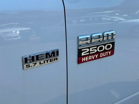Used 2010 Dodge Ram 2500 Truck SLT AWD/4WD image 16