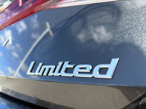 New 2026 Hyundai Elantra Limited FWD image 40