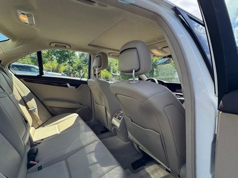 Used 2013 Mercedes-Benz C 250 Sedan image 14