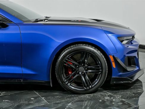 Used 2018 Chevrolet Camaro ZL1 image 14