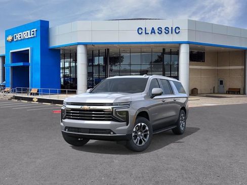 New 2026 Chevrolet Suburban LT w/ Comfort Package RWD image 8