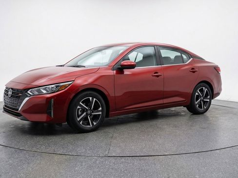 Used 2025 Nissan Sentra SV FWD image 2