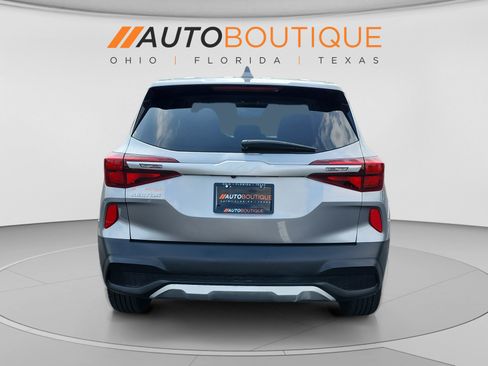 Used 2022 Kia Seltos LX AWD/4WD image 4