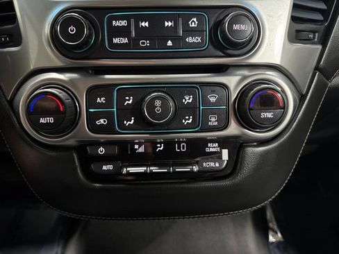 Used 2020 Chevrolet Tahoe LS w/ Skid Plate Package AWD/4WD image 19