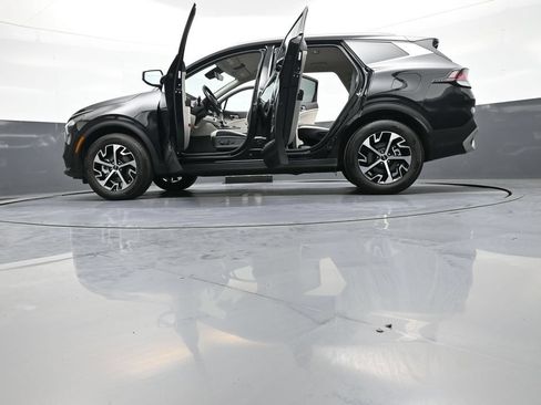 Certified 2023 Kia Sportage EX AWD/4WD image 48