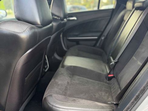 Used 2019 Dodge Charger R/T w/ Plus Group RWD image 17