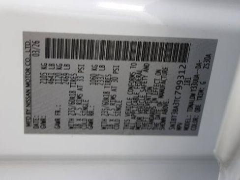 Certified 2026 Nissan Rogue SV FWD image 30