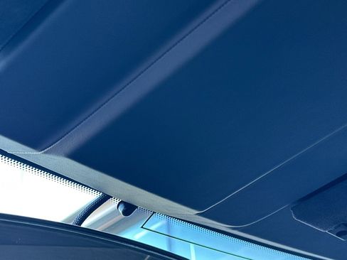 Used 2006 Ford GT Base image 19