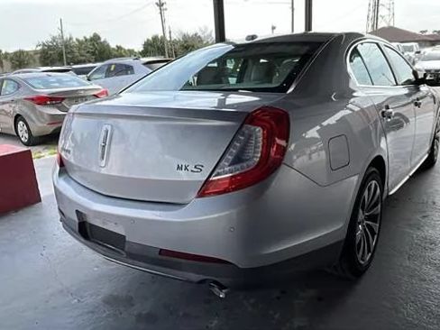 Used 2013 Lincoln MKS FWD image 10