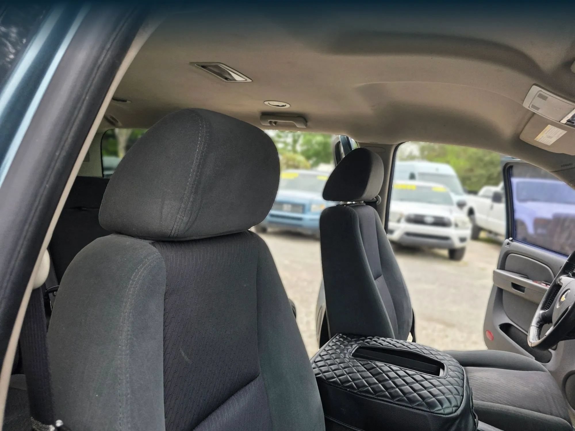 Used 2009 Chevrolet Tahoe LT AWD/4WD image 38