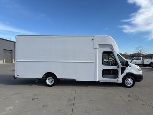 Used 2019 Ford Transit 350 178 DRW w/ Exterior Upgrade Package image 3