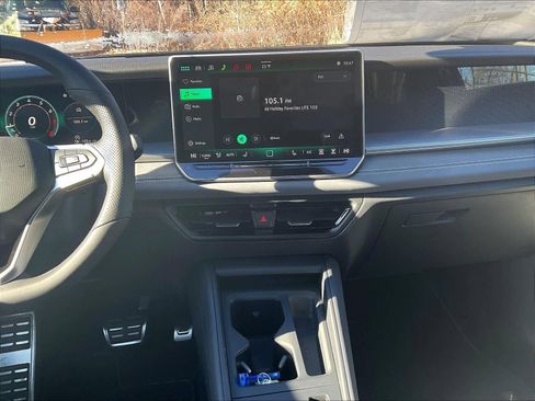 New 2026 Volkswagen Tiguan SE R-Line image 13