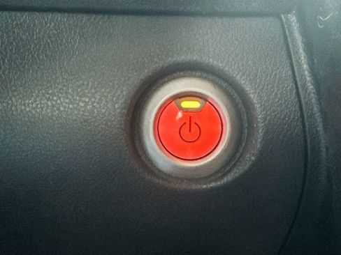 Used 2013 Nissan Leaf SL image 18