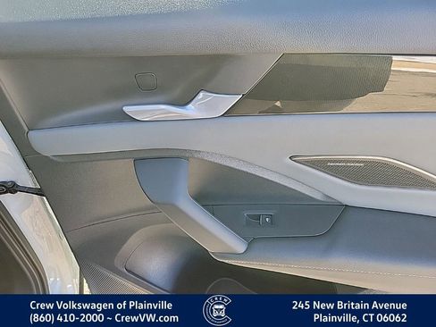 New 2026 Volkswagen Tiguan SEL R-Line image 43