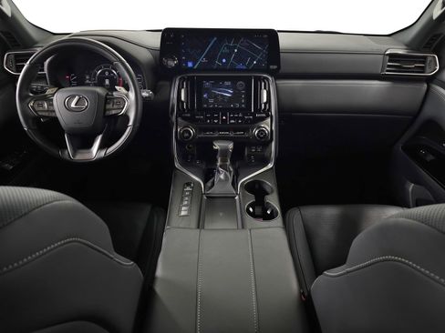 Used 2024 Lexus LX 600 4WD w/ Appearance Package image 15