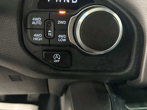Used 2025 RAM 1500 Big Horn AWD/4WD image 7