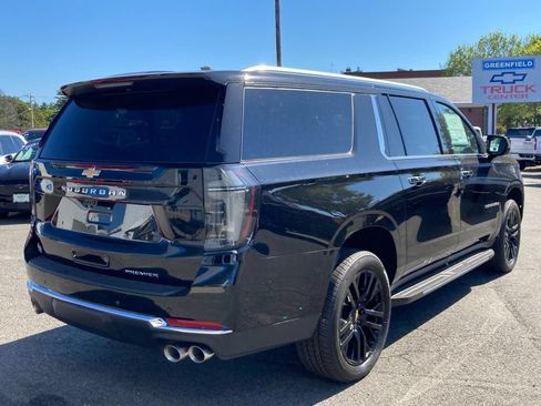 New 2025 Chevrolet Suburban Premier AWD/4WD image 27