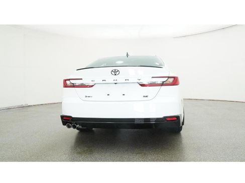 New 2026 Toyota Camry Hybrid image 23