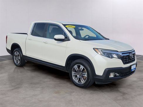 Certified 2017 Honda Ridgeline RTL image 19