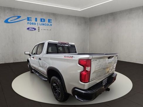Used 2021 Chevrolet Silverado 1500 LT Trail Boss image 8